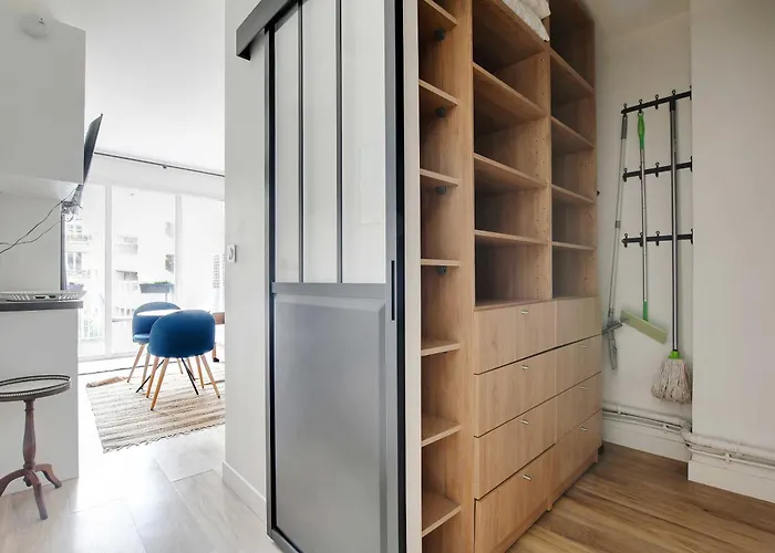 Charming - 2p - Trocadero פריז