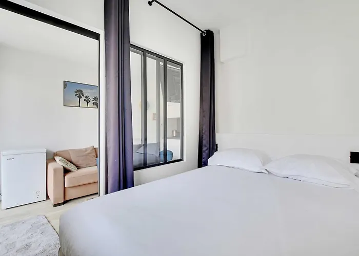 Charming - 2p - Trocadero 아파트