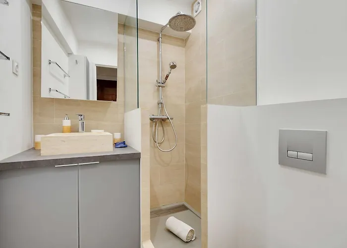 Charming - 2p - Trocadero